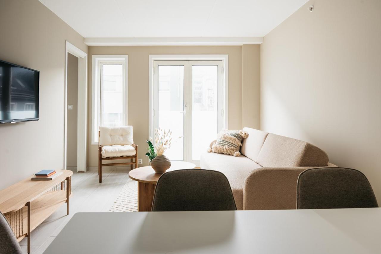Urban - Stylish Scandinavian Gem With French Balcony Берген