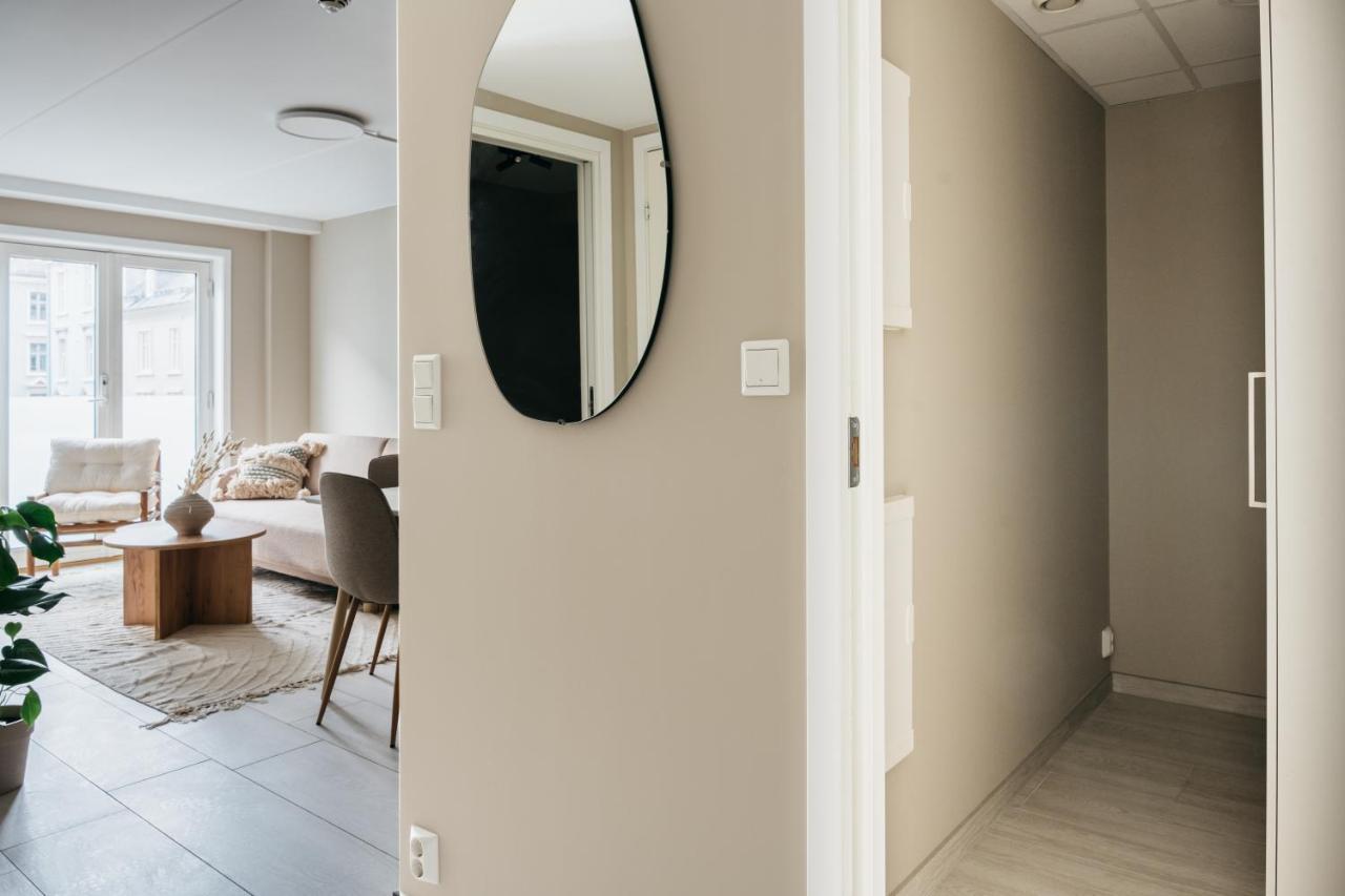 Апартаменты Urban - Stylish Scandinavian Gem With French Balcony *