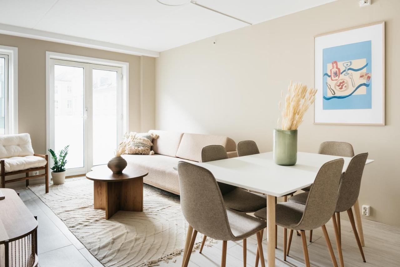 Апартаменты Urban - Stylish Scandinavian Gem With French Balcony